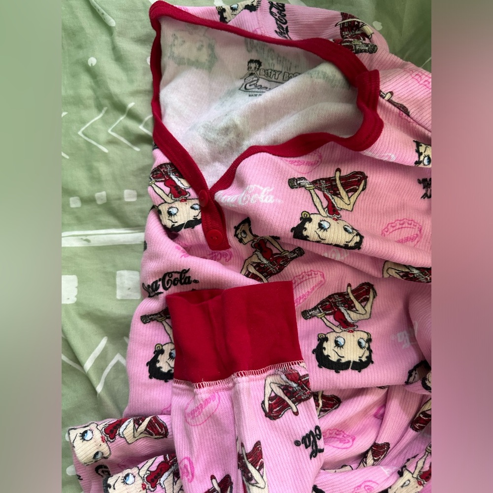 Betty boop Coca-Cola pj shirt